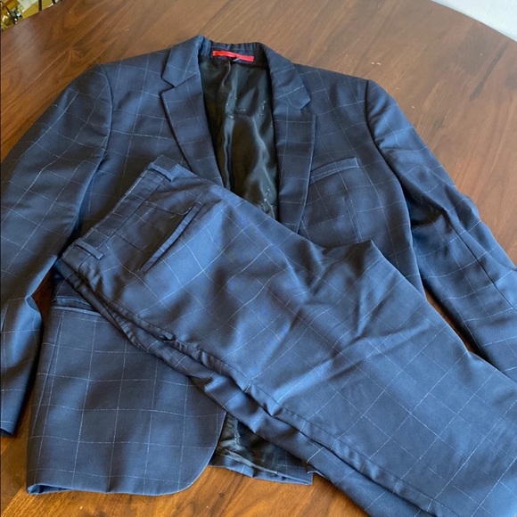 Hugo boss - Men's Navy Checkered Suit - 40R - Picture 1 of 16